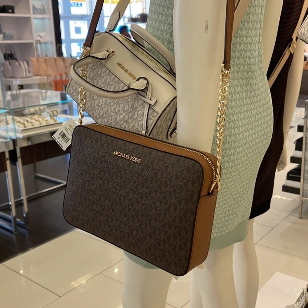 Michael Kors Jet Set Item Large East West Zip Crossbody Brown